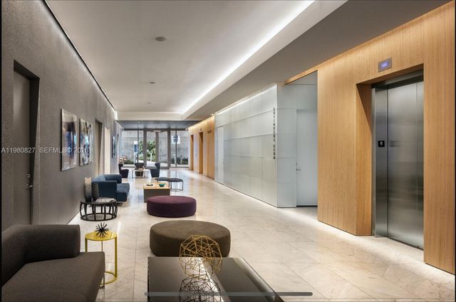 88 SW 7th St 1908, Miami, FL 33130