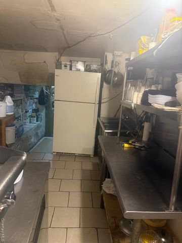 277 Wyckoff Avenue, Brooklyn, NY 11237