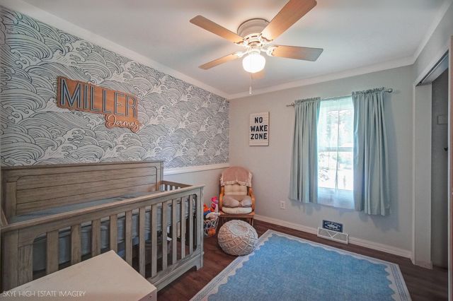 201 Brandt Place, Hobart, IN 46342