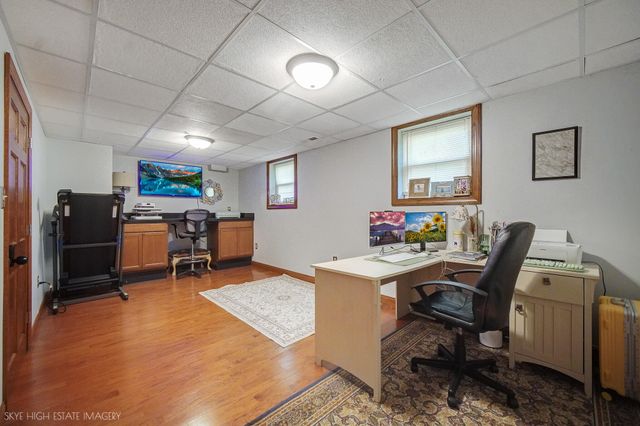 201 Brandt Place, Hobart, IN 46342