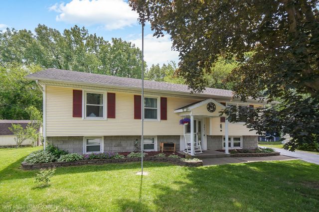 201 Brandt Place, Hobart, IN 46342