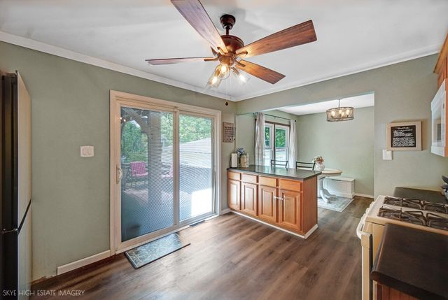 201 Brandt Place, Hobart, IN 46342
