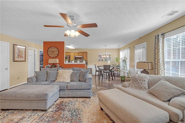 642 Lakes Circle, Lithonia, GA 30058