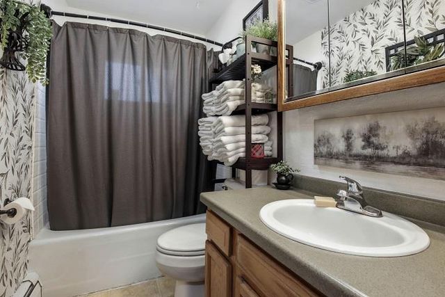 181 S RUSSELL STREET, Unity, WI 54488