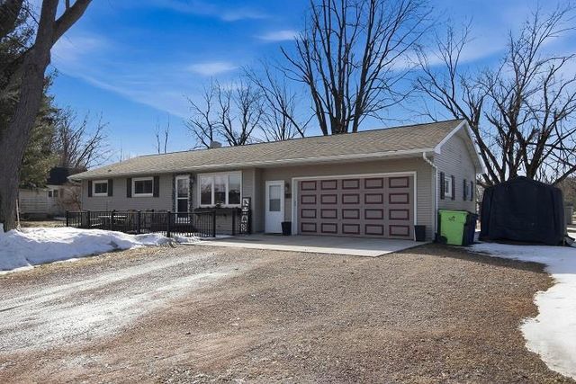 181 S RUSSELL STREET, Unity, WI 54488