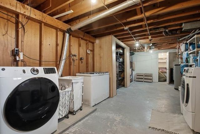 181 S RUSSELL STREET, Unity, WI 54488