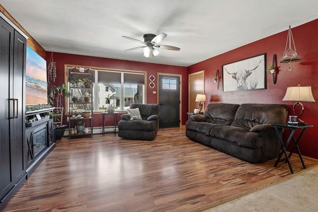 181 S RUSSELL STREET, Unity, WI 54488