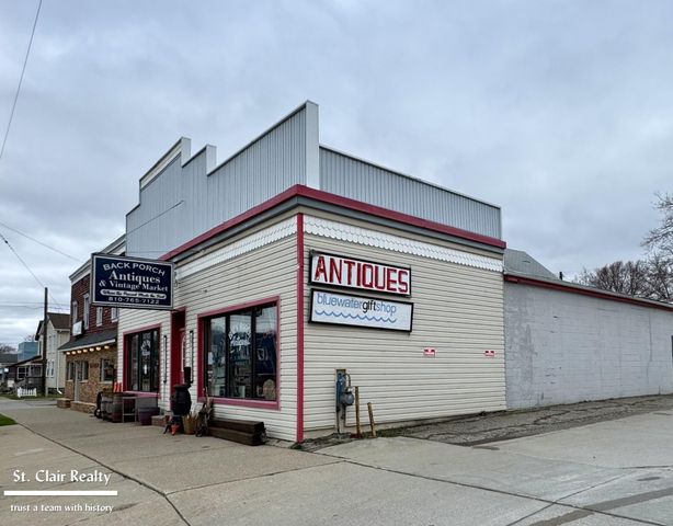 550 Broadway Avenue, Marine City, MI 48039