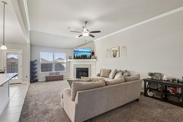 4204 Caracara Court, Norman, OK 73072