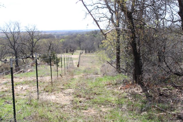 21 AC Erwin, Perrin, TX 78486