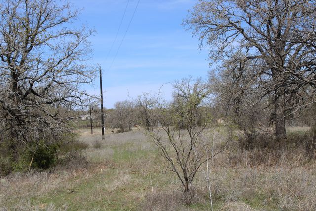 21 AC Erwin, Perrin, TX 78486