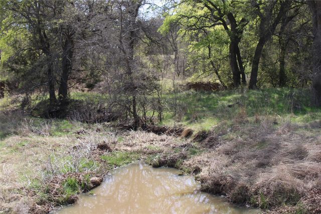 21 AC Erwin, Perrin, TX 78486