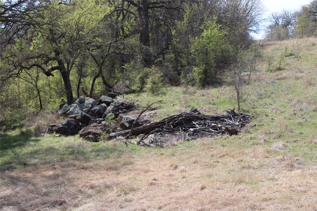 21 AC Erwin, Perrin, TX 78486