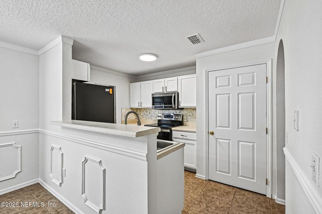 10543 AUTUMN TRACE Road, Jacksonville, FL 32257