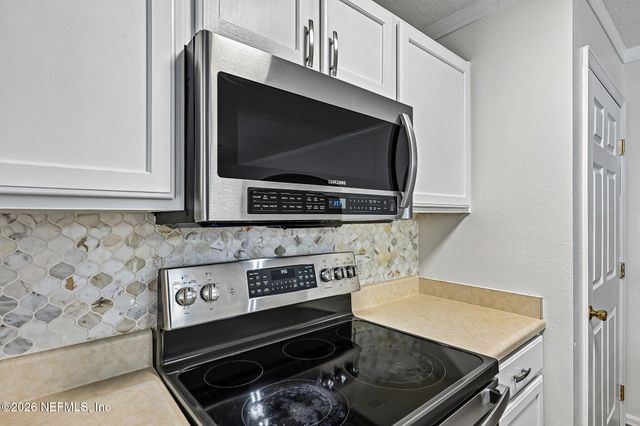 10543 AUTUMN TRACE Road, Jacksonville, FL 32257