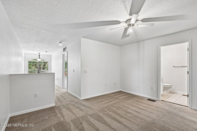 10543 AUTUMN TRACE Road, Jacksonville, FL 32257