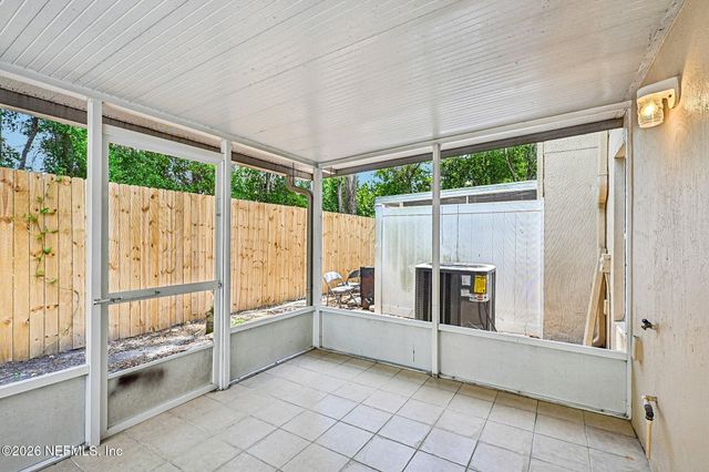 10543 AUTUMN TRACE Road, Jacksonville, FL 32257