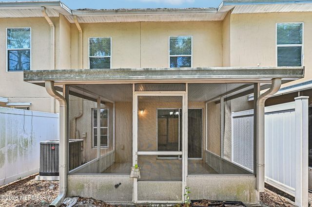10543 AUTUMN TRACE Road, Jacksonville, FL 32257