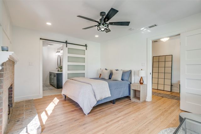 3532 W Biddison Street, Fort Worth, TX 76109