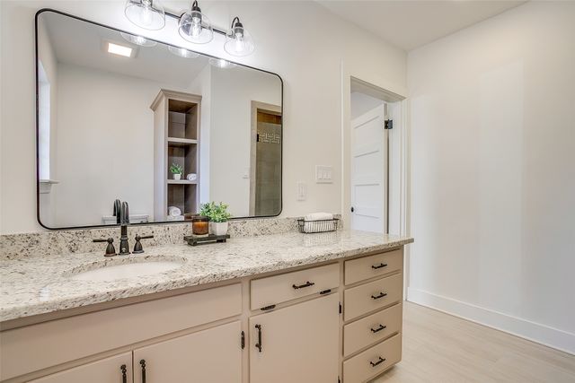 3532 W Biddison Street, Fort Worth, TX 76109