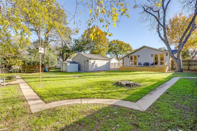 3532 W Biddison Street, Fort Worth, TX 76109