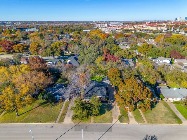 3532 W Biddison Street, Fort Worth, TX 76109