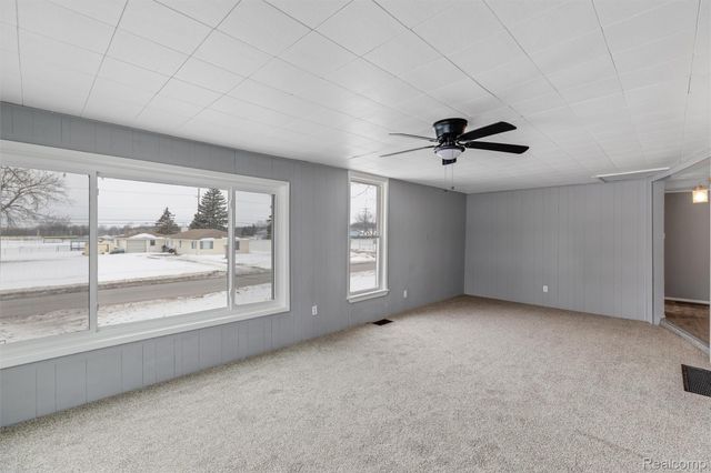 209 W Aldrich Street W, Capac Village, MI 48014