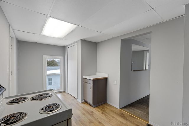 209 W Aldrich Street W, Capac Village, MI 48014