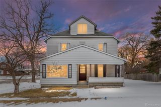 209 W Aldrich Street W, Capac Village, MI 48014