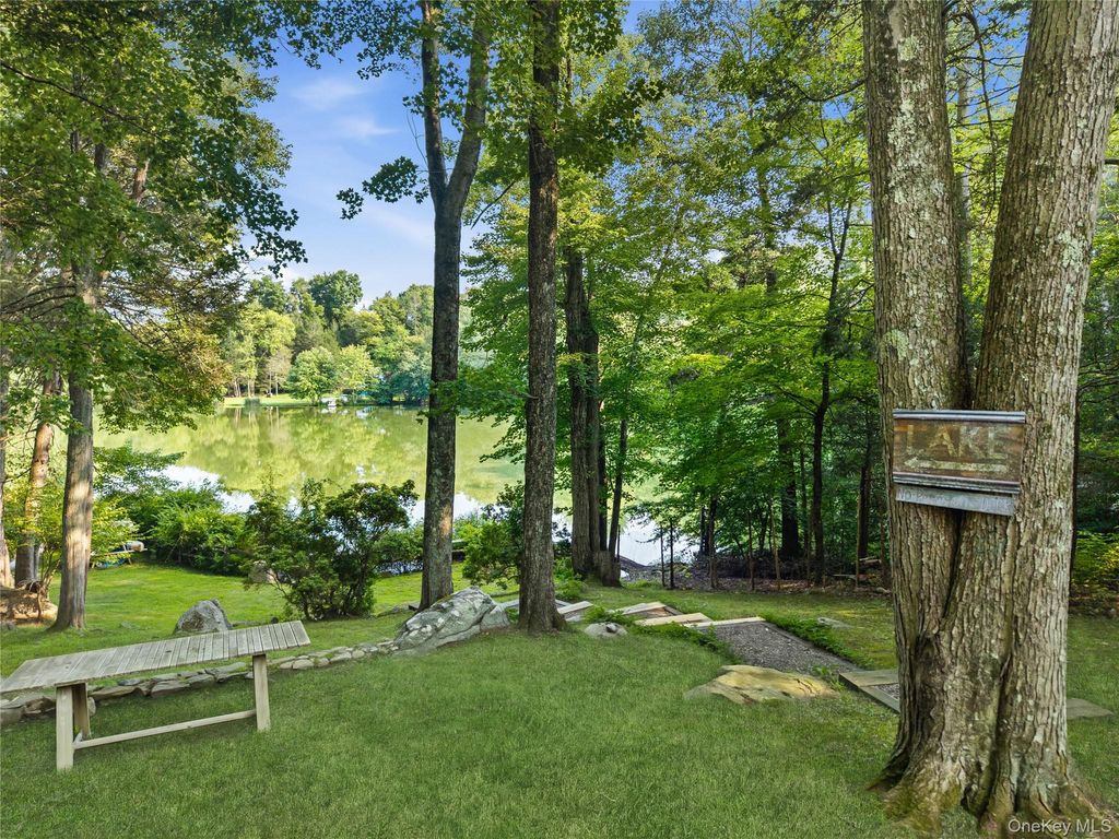 1 Sherwood Road, Pound Ridge, NY 10576 — photo 4