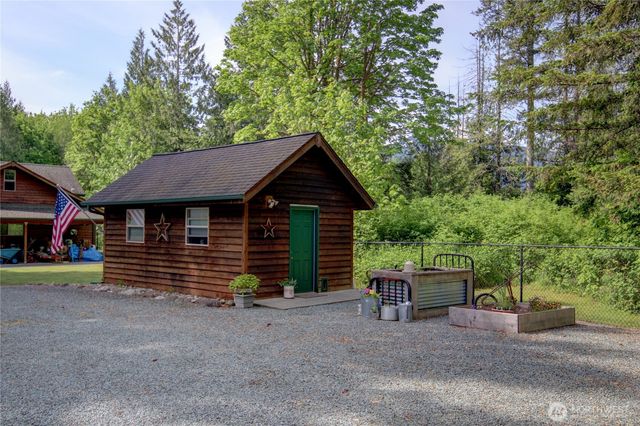 42809 Rivers Edge Court, Concrete, WA 98237