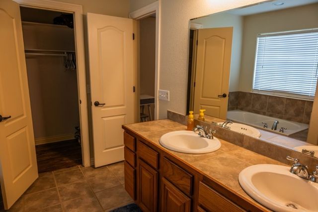 13662 Cloverdale Road, Rogers, AR 72756