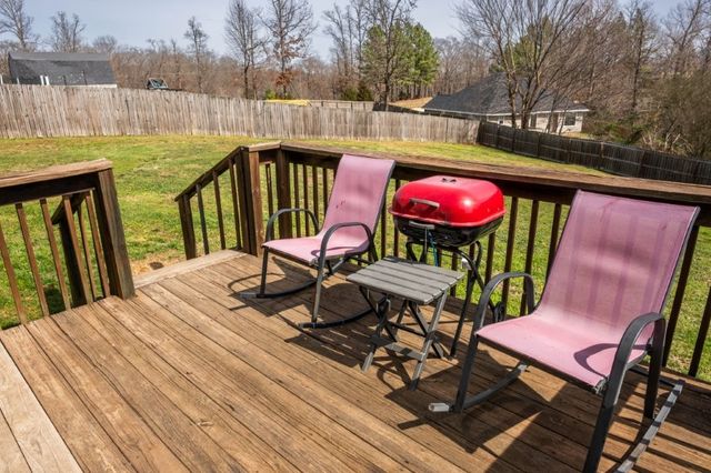 13662 Cloverdale Road, Rogers, AR 72756