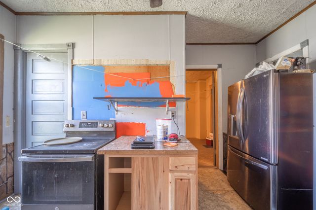 1019 S 15th Street, Terre Haute, IN 47807