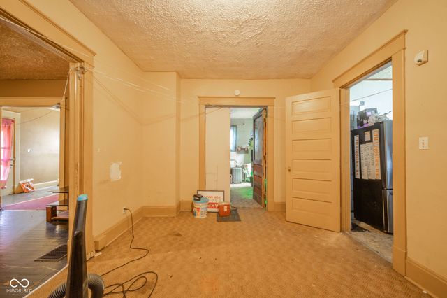 1019 S 15th Street, Terre Haute, IN 47807