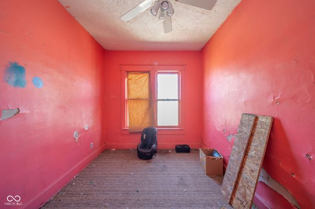 1019 S 15th Street, Terre Haute, IN 47807