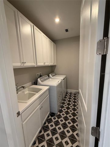 33314 CASTAWAY LOOP, Wesley Chapel, FL 33543