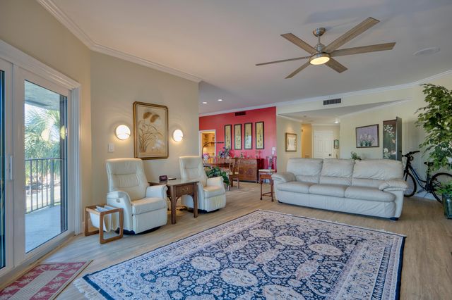 800 Andrews Avenue 14, Delray Beach, FL 33483