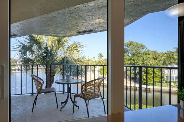 800 Andrews Avenue 14, Delray Beach, FL 33483