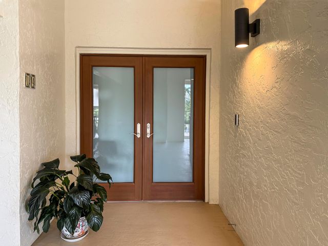 800 Andrews Avenue 14, Delray Beach, FL 33483