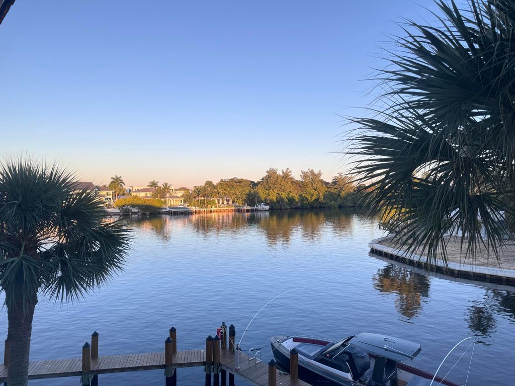 800 Andrews Avenue 14, Delray Beach, FL 33483