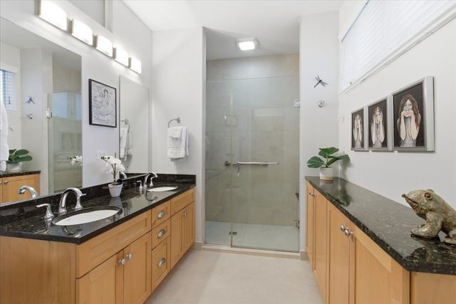 2515 Prairie Avenue 1E, Evanston, IL 60201