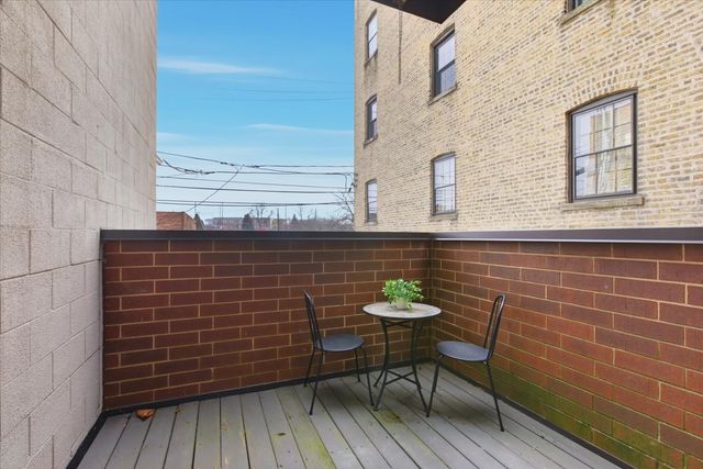 2515 Prairie Avenue 1E, Evanston, IL 60201