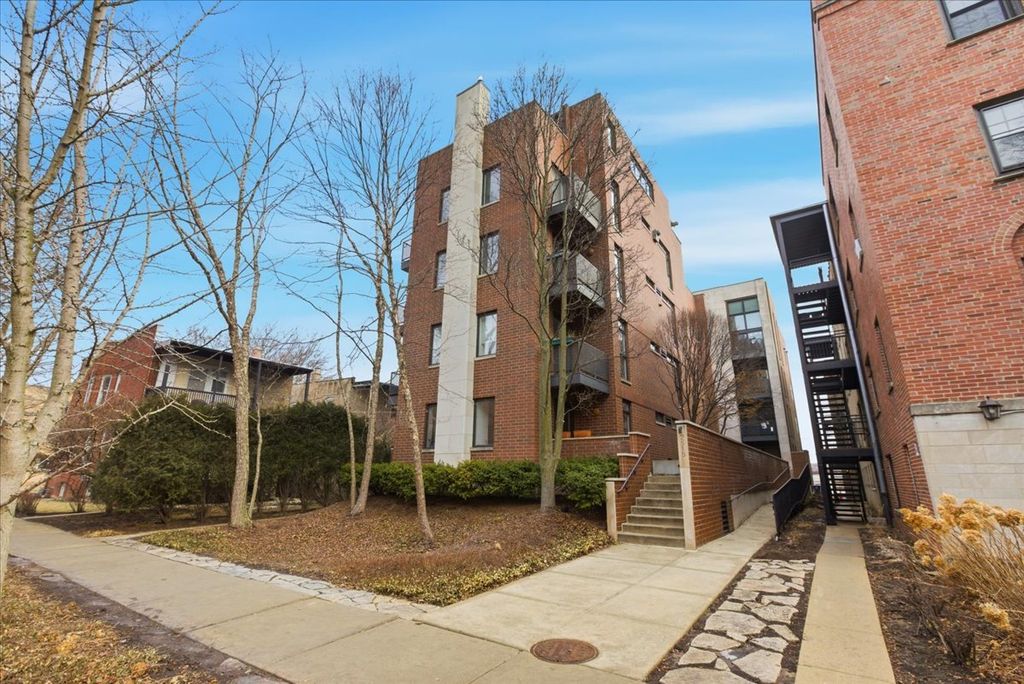 2515 Prairie Avenue 1E, Evanston, IL 60201