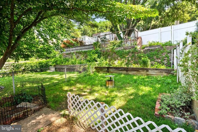4827 OGLE ST, Philadelphia, PA 19127