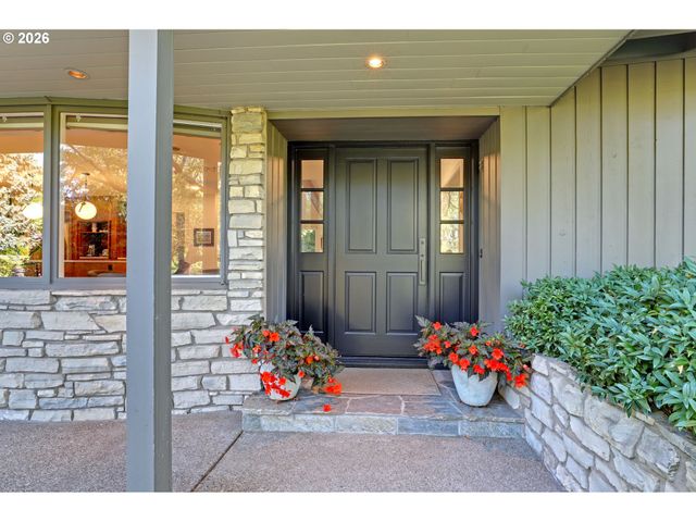 3646 Sw 50TH Ave, Portland, OR 97221