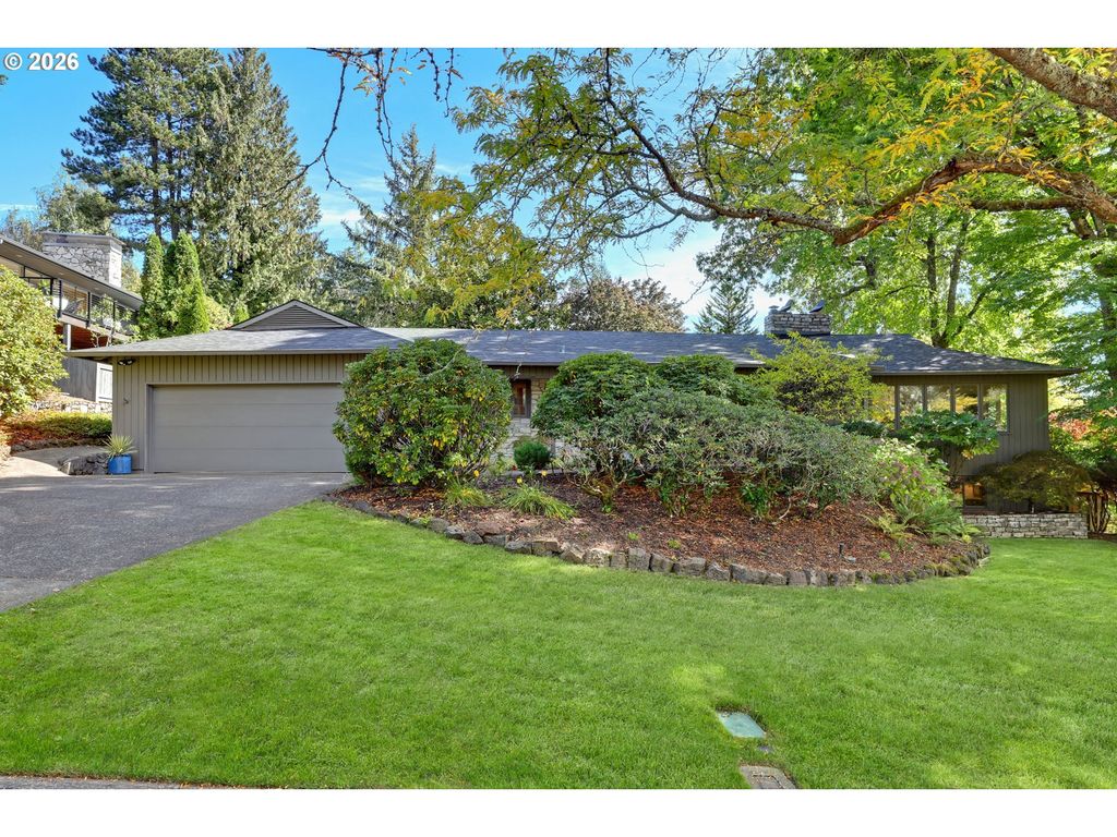 3646 Sw 50TH Ave, Portland, OR 97221