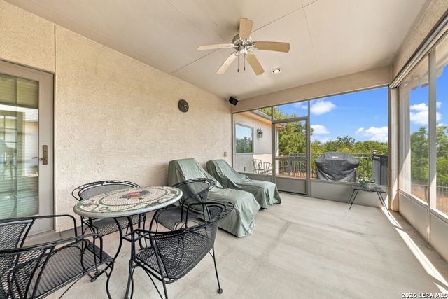 827 Highland Spgs, Canyon Lake, TX 78133