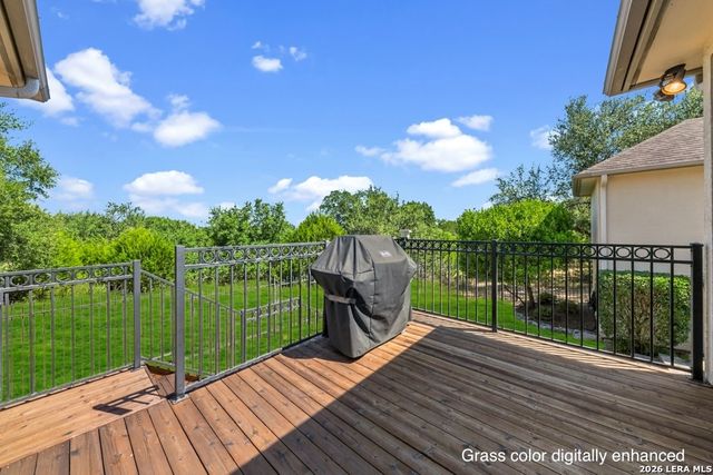 827 Highland Spgs, Canyon Lake, TX 78133