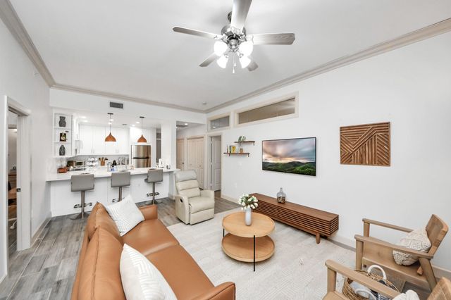 1900 Genesee Street 204, Houston, TX 77006